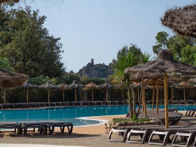 4mori de fruehbucherangebot-feriendorf-fuer-familien-auf-sardinien 017